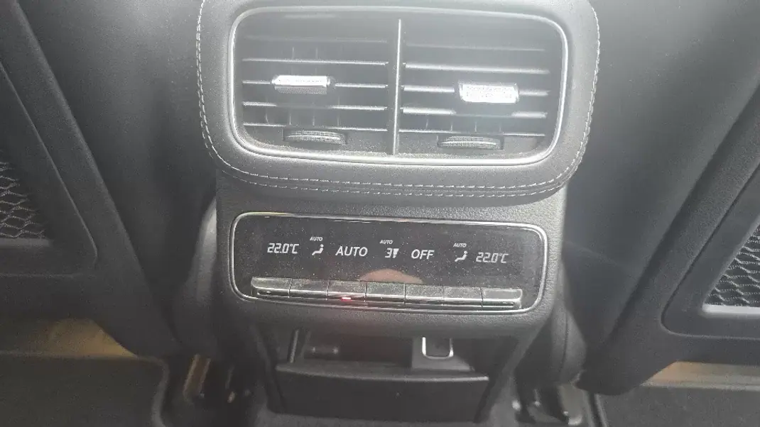 Mercedes-Benz GLE 350 2023 - 59000 EUR, 87500 km - AUTO.MOTO.pt - 87500km - foto 22 de 22