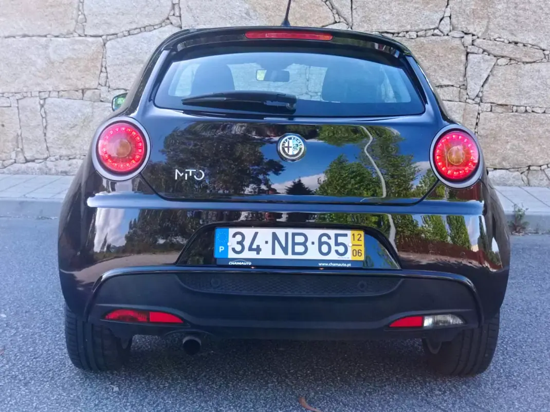 Alfa Romeo MiTo 2012 - 5990 EUR, 216500 km - AUTO.MOTO.pt - 216500km - foto 5 de 13