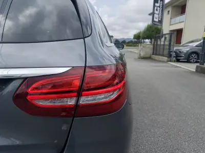 Mercedes-Benz C 200 2017 - 23990 EUR, 147000 km - AUTO.MOTO.pt - 147000km - foto 11 de 50