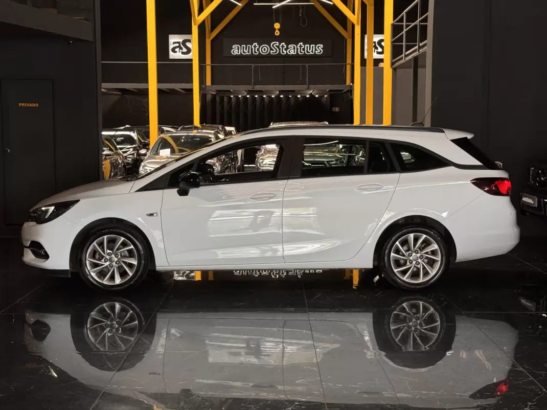 Opel Astra Sports Tourer 2021 - 13990 EUR, 152200 km - AUTO.MOTO.pt - 152200km - foto 7 de 34