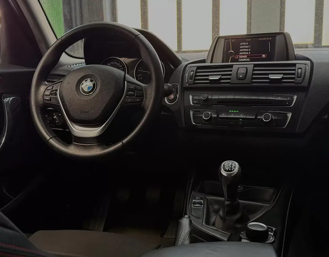 BMW 116 2012 - 13950 EUR, 261000 km - AUTO.MOTO.pt - 261000km - foto 35 de 37