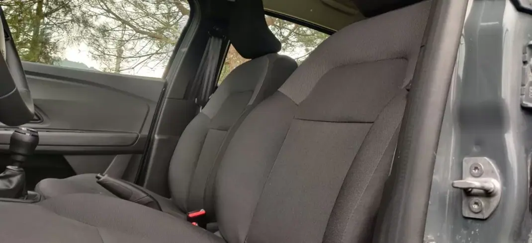 Dacia Sandero 2025 - 16990 EUR, 2000 km - AUTO.MOTO.pt - 2000km - foto 25 de 39