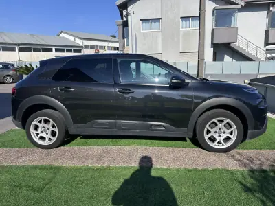 Citroën C4 Cactus 2018 - 11900 EUR, 180000 km - AUTO.MOTO.pt - 180000km - foto 18 de 47