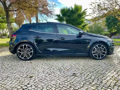 Renault Mégane 2022 - 39990 EUR, 37500 km - AUTO.MOTO.pt - 37500km - foto 10 de 36