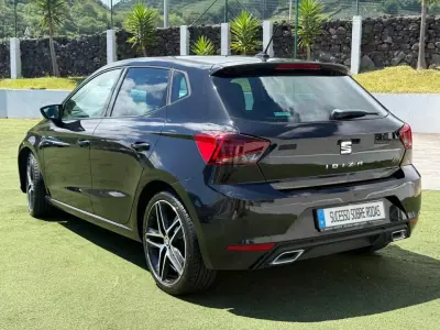 SEAT Ibiza 2019 - 17990 EUR, 93681 km - AUTO.MOTO.pt - 93681km - foto 4 de 19