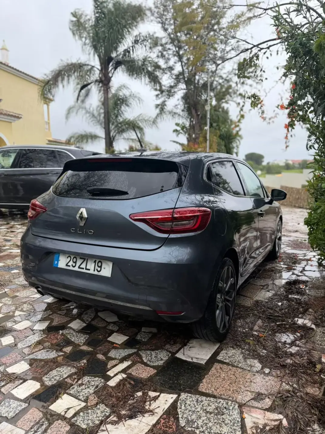 Renault Clio 2019 - 14990 EUR, 118220 km - AUTO.MOTO.pt - 118220km - foto 6 de 8
