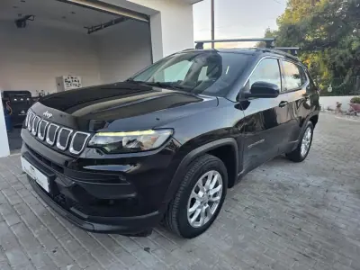 Jeep Compass 2021 - 20900 EUR, 142000 km - AUTO.MOTO.pt - 142000km - foto 19 de 65