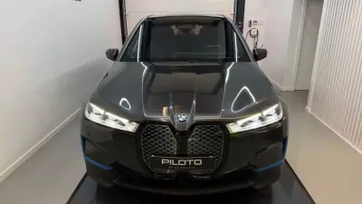 BMW iX 2022 - 67000 EUR, 72402 km - AUTO.MOTO.pt - 72402km - foto 4 de 34