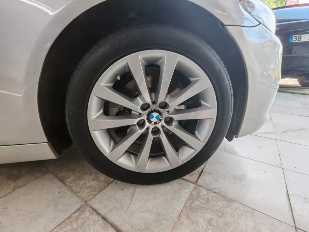 BMW 520 2014 - 15990 EUR, 225000 km - 225000km - foto 4 de 24