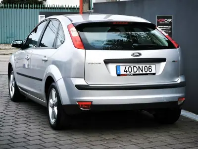 Ford Focus 2007 - 6950 EUR, 158684 km - AUTO.MOTO.pt - 158684km - foto 2 de 36
