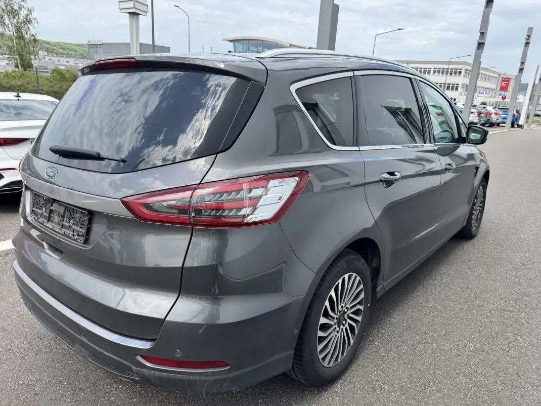 Ford S-Max 2019 - 19990 EUR, 100000 km - 100000km - foto 2 de 19