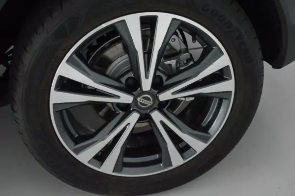 Nissan Qashqai 2018 - 19450 EUR, 106000 km - AUTO.MOTO.pt - 106000km - foto 23 de 28