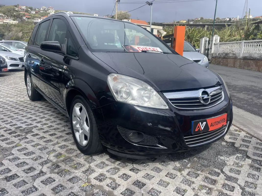 Opel Zafira 2009 - 3950 EUR, 309758 km - AUTO.MOTO.pt - 309758km - foto 1 de 13
