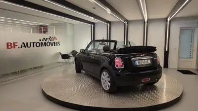 MINI Cooper 2010 - 9900 EUR, 144067 km - AUTO.MOTO.pt - 144067km - foto 3 de 56