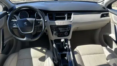 Peugeot 508 SW 2012 - 5900 EUR, 275000 km - 275000km - foto 15 de 19