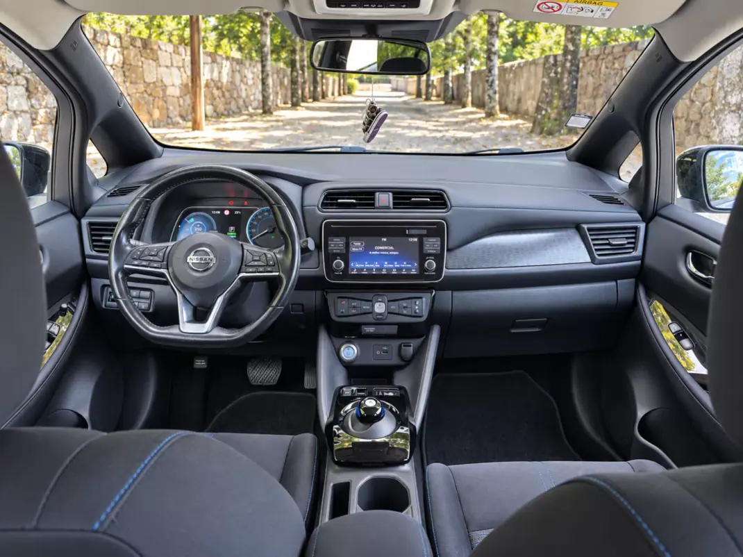 Nissan Leaf 2019 - 8990 EUR, 188000 km - 188000km - foto 17 de 20