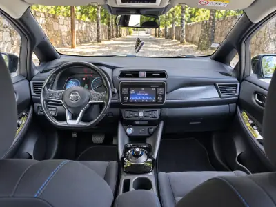 Nissan Leaf 2019 - 8990 EUR, 188000 km - 188000km - foto 17 de 20
