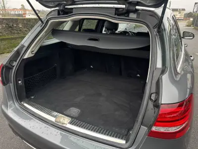 Mercedes-Benz C 200 2016 - 18990 EUR, 156000 km - AUTO.MOTO.pt - 156000km - foto 28 de 28