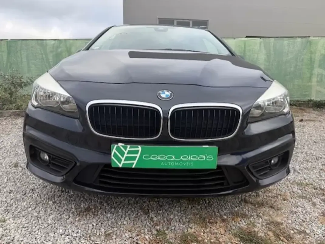 BMW 216 Active Tourer 2015 - 16000 EUR, 170700 km - AUTO.MOTO.pt - 170700km - foto 3 de 24