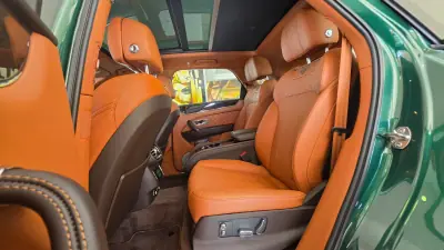 Bentley Bentayga 2020 - 185000 EUR, 62037 km - AUTO.MOTO.pt - 62037km - foto 20 de 31