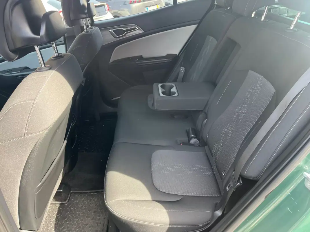 Kia Sportage 2023 - 24500 EUR, 65000 km - AUTO.MOTO.pt - 65000km - foto 18 de 20