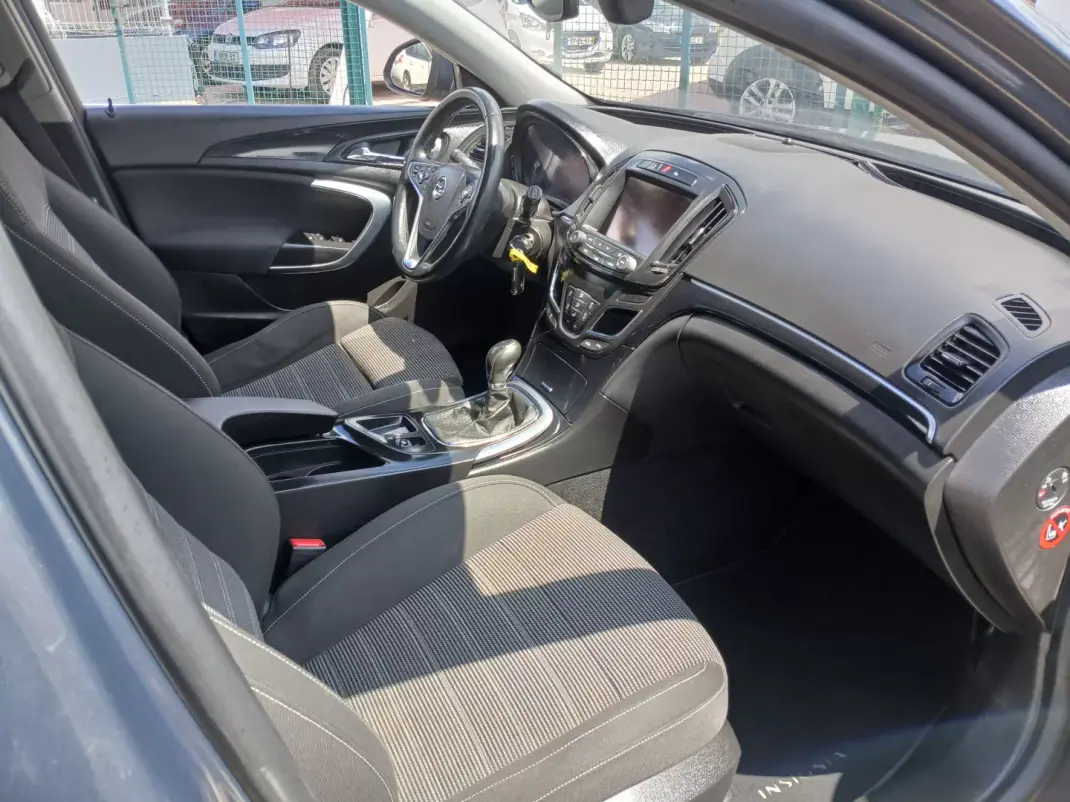 Opel Insignia Sports Tourer 2014 - 8650 EUR, 148341 km - 148341km - foto 21 de 25