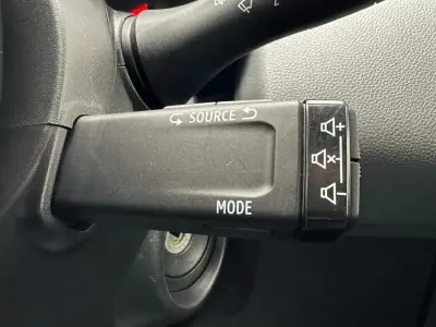 Renault Clio 2020 - 13990 EUR, 129543 km - 129543km - foto 9 de 11