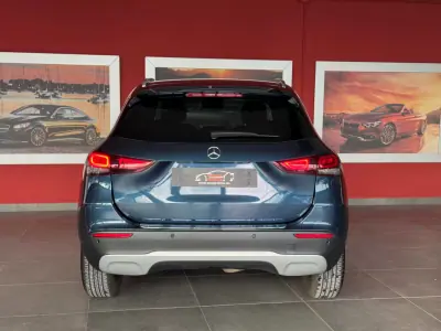 Mercedes-Benz GLA 180 2022 - 35990 EUR, 98845 km - AUTO.MOTO.pt - 98845km - foto 10 de 22