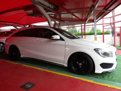 Mercedes-Benz CLA 200 2016 - 25950 EUR, 179120 km - 179120km - foto 1 de 12