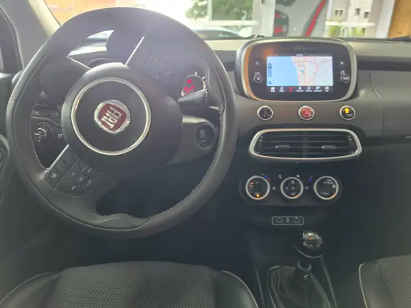 Fiat 500X 2018 - 11800 EUR, 126000 km - AUTO.MOTO.pt - 126000km - foto 9 de 19