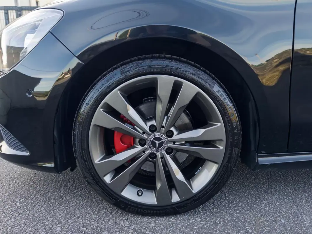 Mercedes-Benz CLA 180 2014 - 16990 EUR, 145000 km - AUTO.MOTO.pt - 145000km - foto 12 de 32