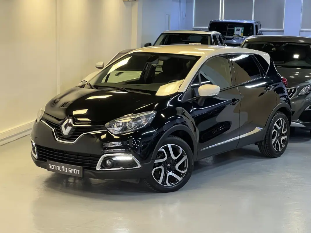 Renault Captur 2015 - 10990 EUR, 150000 km - 150000km - foto 13 de 36