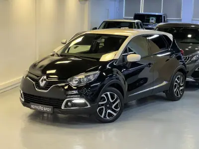 Renault Captur 2015 - 10990 EUR, 150000 km - AUTO.MOTO.pt - 150000km - foto 13 de 36