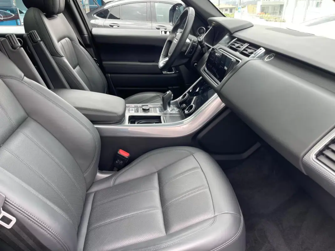 Land Rover Range Rover Sport 2020 - 47500 EUR, 160000 km - 160000km - foto 12 de 15