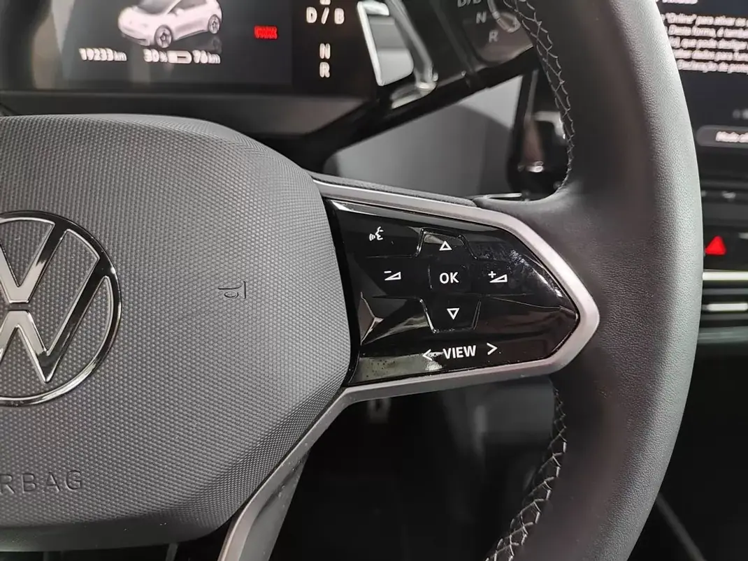 Volkswagen ID.3 2023 - 25950 EUR, 19300 km - AUTO.MOTO.pt - 19300km - foto 27 de 35