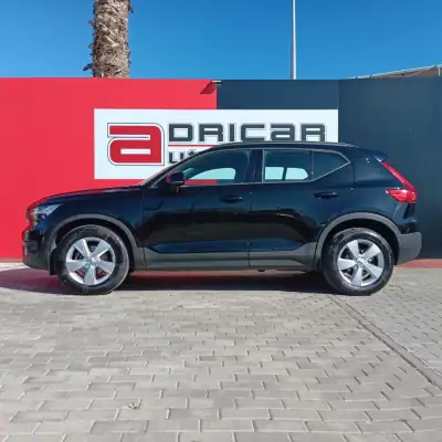 Volvo XC 40 2022 - 24500 EUR, 108137 km - AUTO.MOTO.pt - 108137km - foto 4 de 19