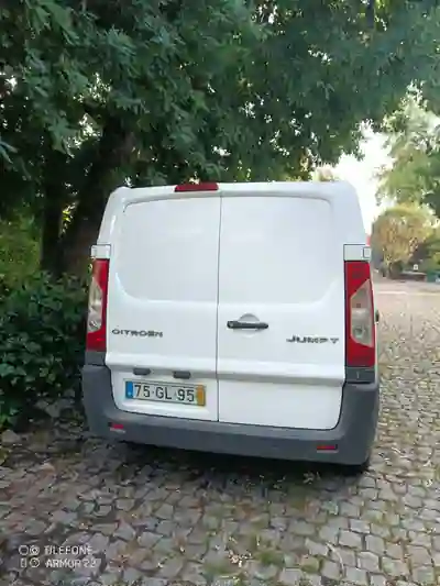 Citroën Jumpy 2008 - 7499 EUR, 180000 km - AUTO.MOTO.pt - 180000km - foto 4 de 4