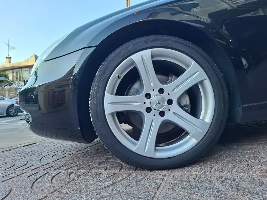 Mercedes-Benz CLS 320 2006 - 14900 EUR, 299952 km - 299952km - foto 19 de 38