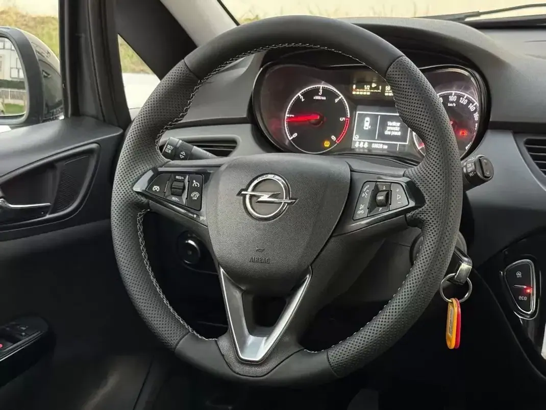 Opel Corsa 2018 - 10750 EUR, 50000 km - 50000km - foto 14 de 20