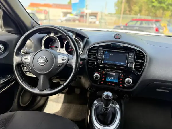 Nissan Juke 2016 - 11750 EUR, 127000 km - AUTO.MOTO.pt - 127000km - foto 11 de 19