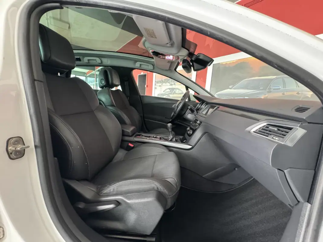 Peugeot 508 SW 2011 - 6990 EUR, 312595 km - AUTO.MOTO.pt - 312595km - foto 13 de 20