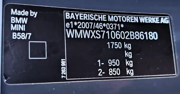 MINI Cooper 2015 - 21500 EUR, 94000 km - AUTO.MOTO.pt - 94000km - foto 11 de 34