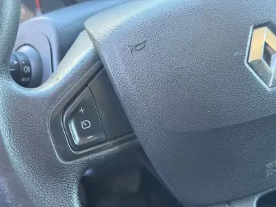 Renault KANGOO 1.5DCI 3L C/IVA 2019 - 9990 EUR, 175000 km - AUTO.MOTO.pt - 175000km - foto 14 de 17