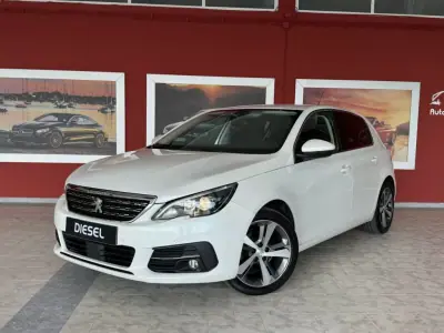 Peugeot 308 2019 - 17990 EUR, 63734 km - AUTO.MOTO.pt - 63734km - foto 2 de 18