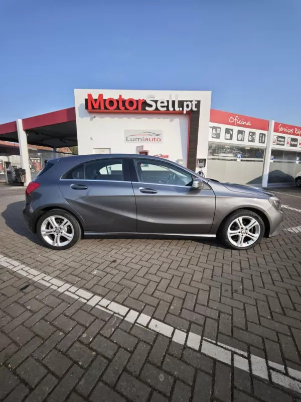 Mercedes-Benz A 180 2014 - 14400 EUR, 216000 km - AUTO.MOTO.pt - 216000km - foto 8 de 11
