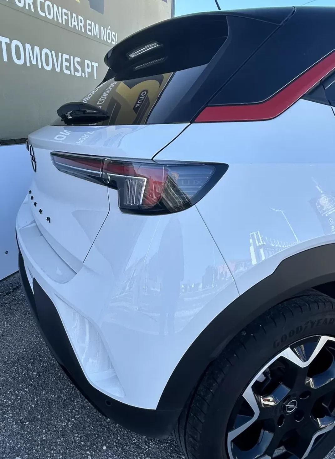 Opel Mokka 2023 - 23400 EUR, 41700 km - AUTO.MOTO.pt - 41700km - foto 9 de 12