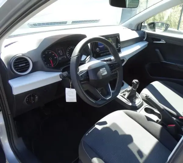 SEAT Ibiza 2022 - 12990 EUR, 84749 km - AUTO.MOTO.pt - 84749km - foto 4 de 28