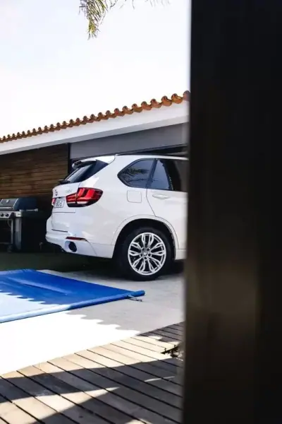 BMW X5 2014 - 26900 EUR, 170000 km - AUTO.MOTO.pt - 170000km - foto 16 de 25