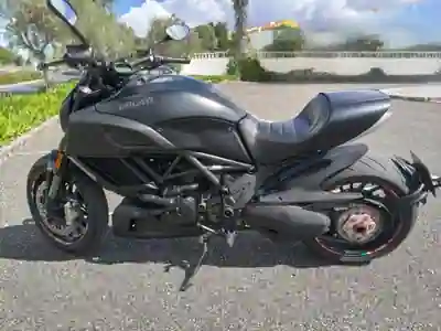 Ducati Diavel 2017 - 10950 EUR, 67000 km - foto 1 de 5
