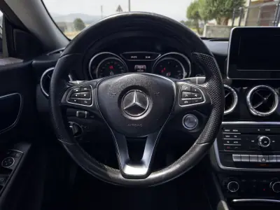 Mercedes-Benz CLA 180 2017 - 17500 EUR, 206000 km - AUTO.MOTO.pt - 206000km - foto 18 de 51